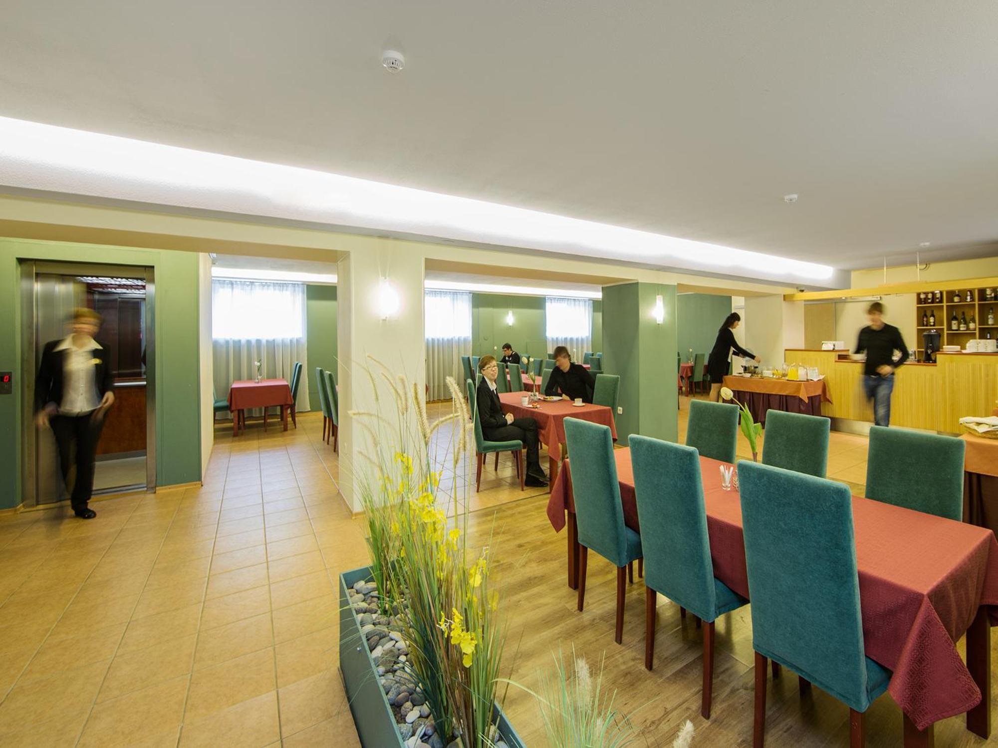 קורסארה Arabella Hotel מראה חיצוני תמונה